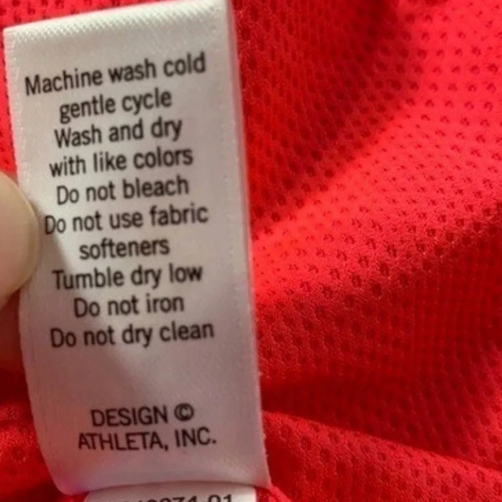 Athleta Spinner Half Zip Running Performance Pullover 
Coralade, Large - Picture 6 of 7